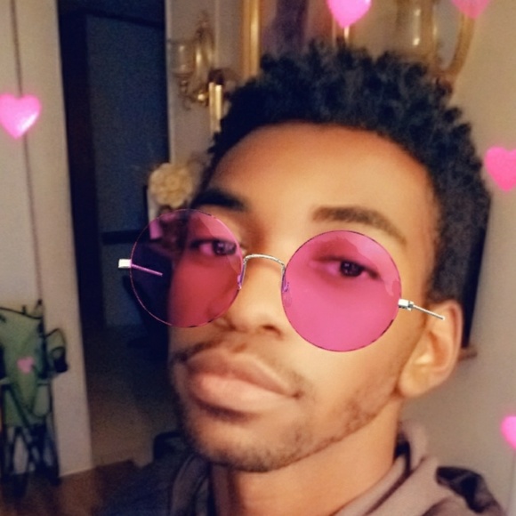 Meet your Posher, Bernard - Picture 2 of 2